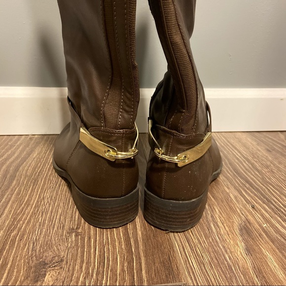 CONNOR BOOTS, Size 7 - Picture 6 of 10